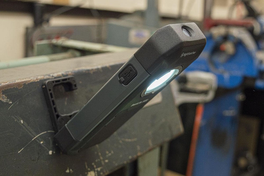 BeatLite Rechargeable Worklight-500lm & Bluetooth Speaker 4 beatlite 500 rechargeable led work light with bluetooth connectivity and speakers